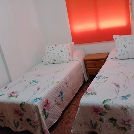 Ak Apartamento En Torrevieja Esterno foto