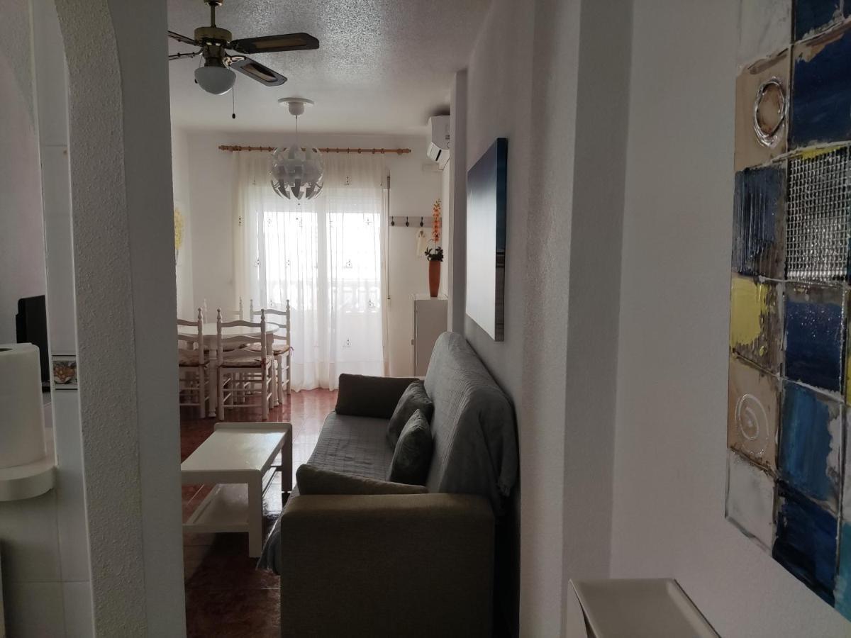 Ak Apartamento En Torrevieja Esterno foto